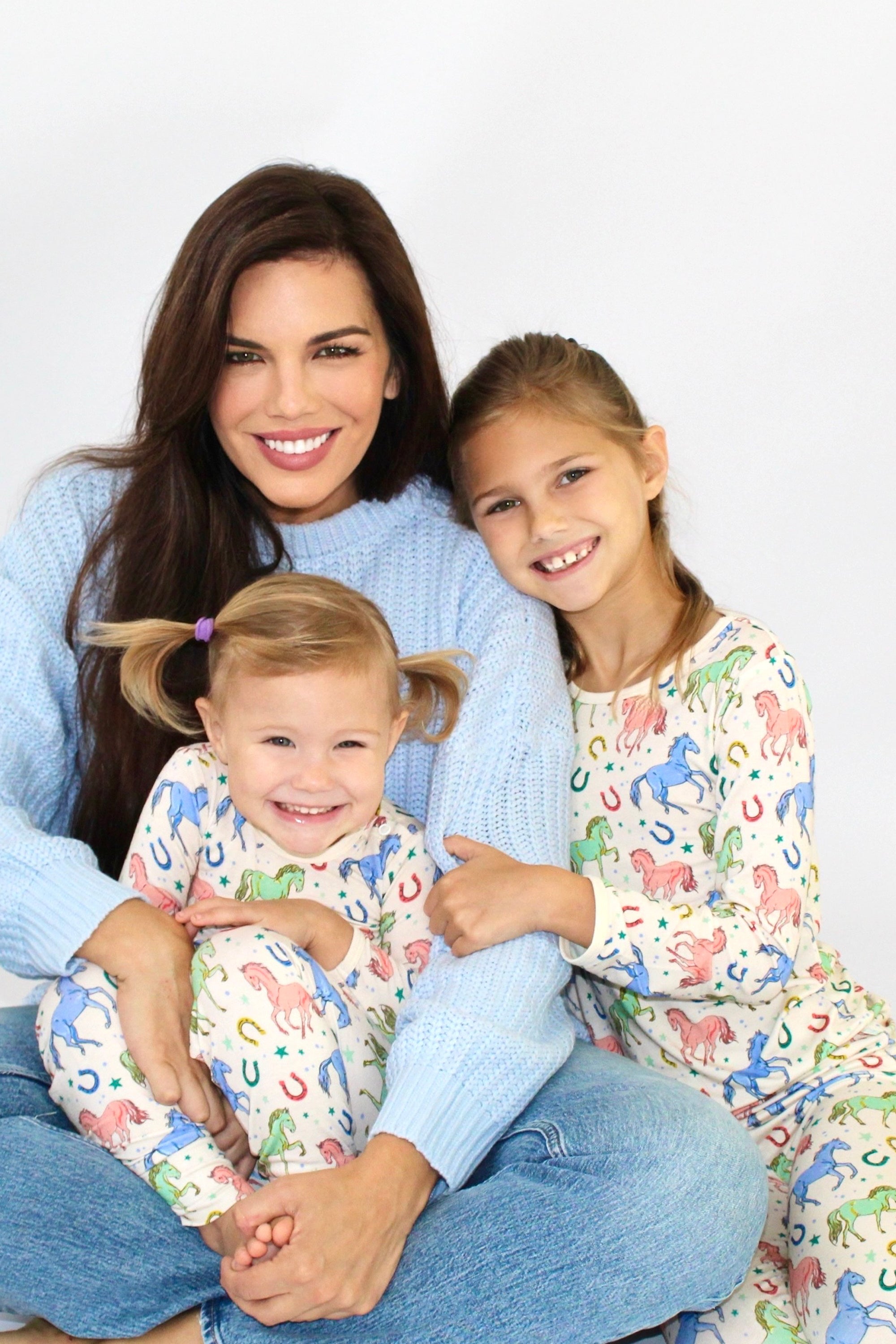Long Sleeve Pajama Set - Horses