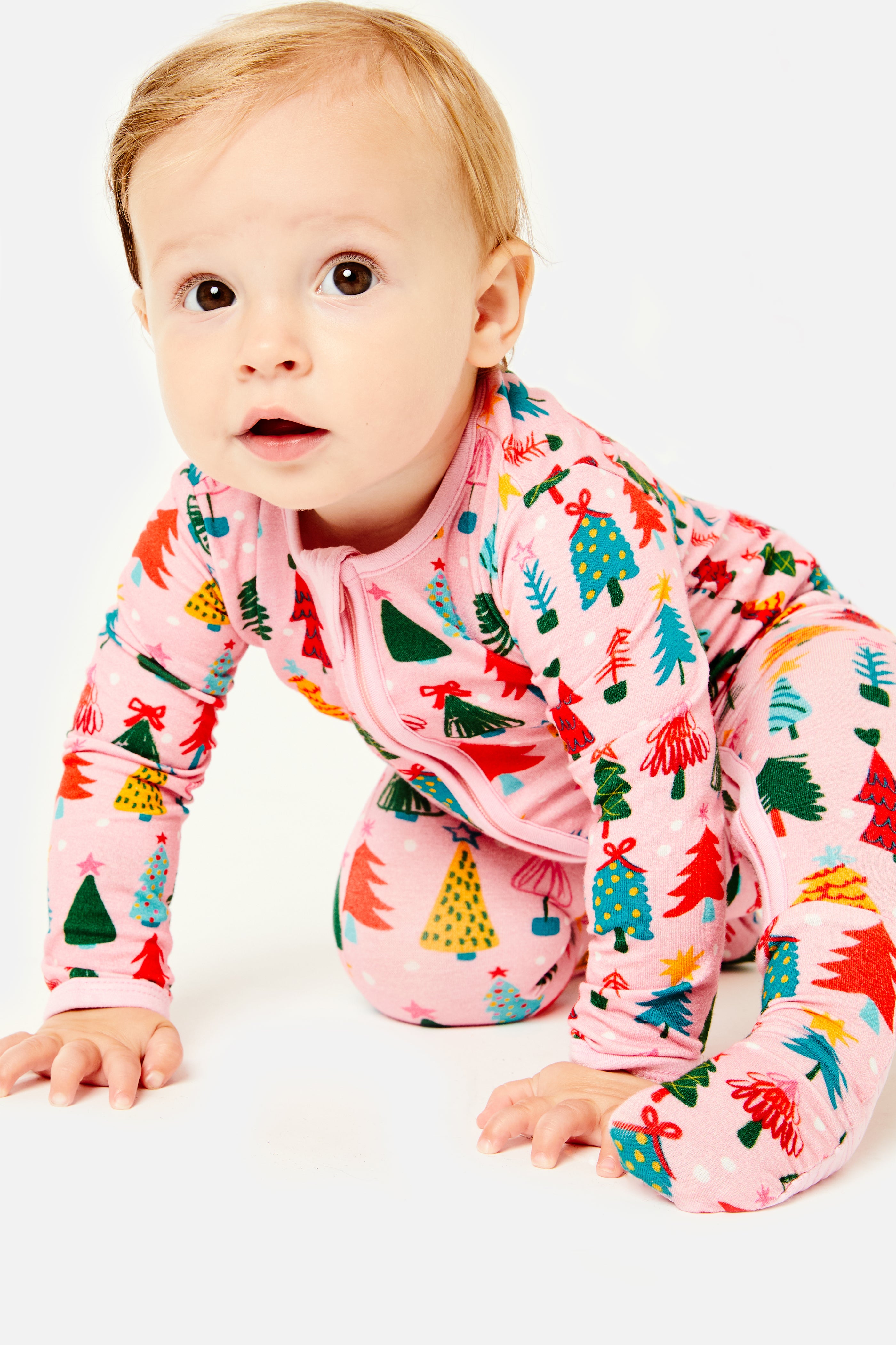 Soft &amp; Stretchy Zipper Footie - Christmas Trees Pink