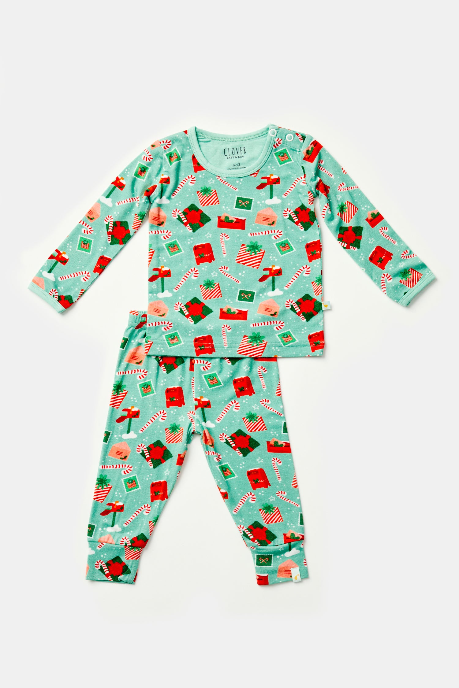 Long Sleeve Pajama Set - Santa Mail